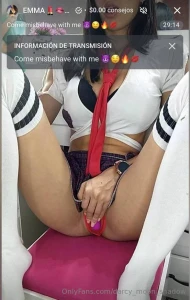 I m live right now to play emmaspussyy