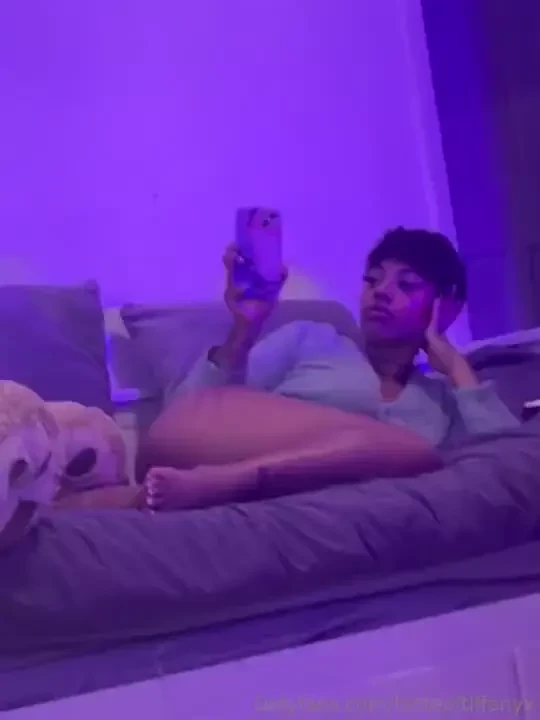 Seductively trying to lure you to send me a pic of your dick 