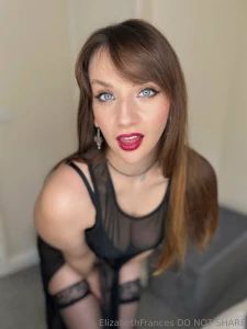 This is totally not me trying to hypnotise you or anything