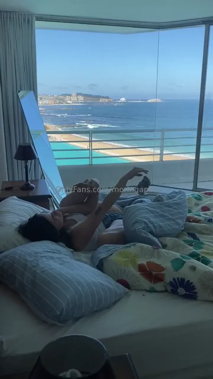 Morning treats i woke up very horny today 