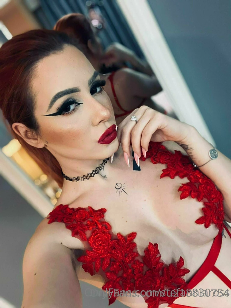 Please touch these big tits they need your hands 