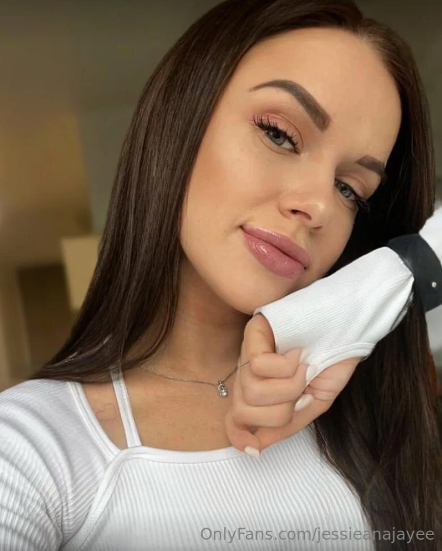 This hot brunette emmibrooks with beautiful natural boobs text her part 134 