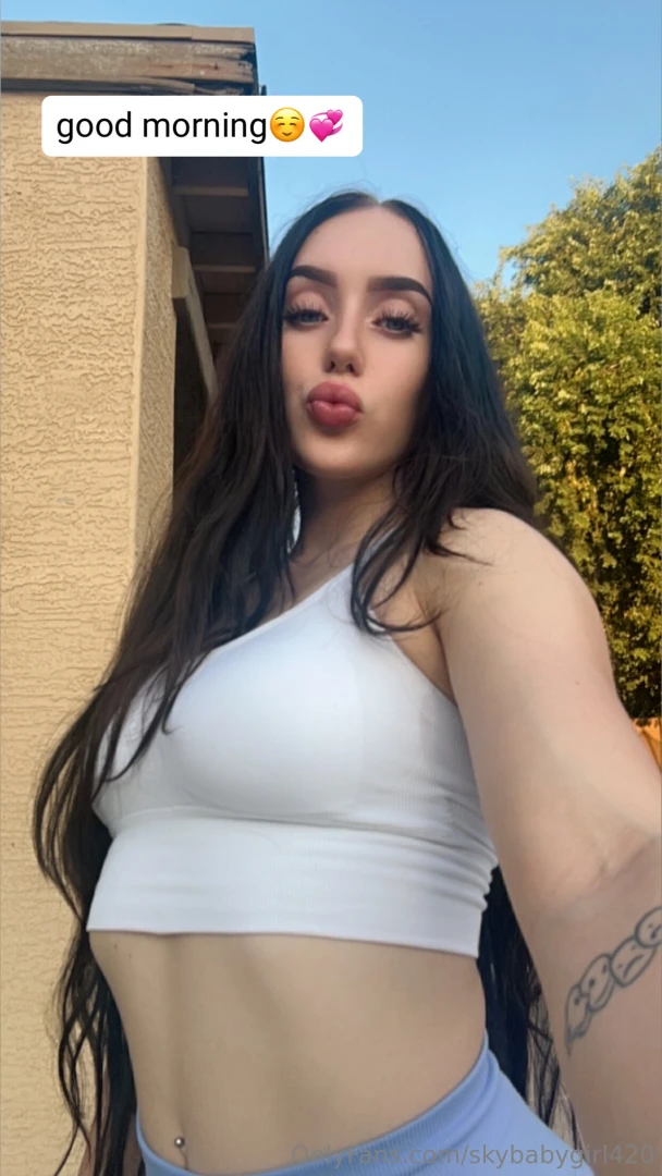 This is your sign to stop and admire me for a moment 