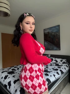 Is this a good colour on me part 1