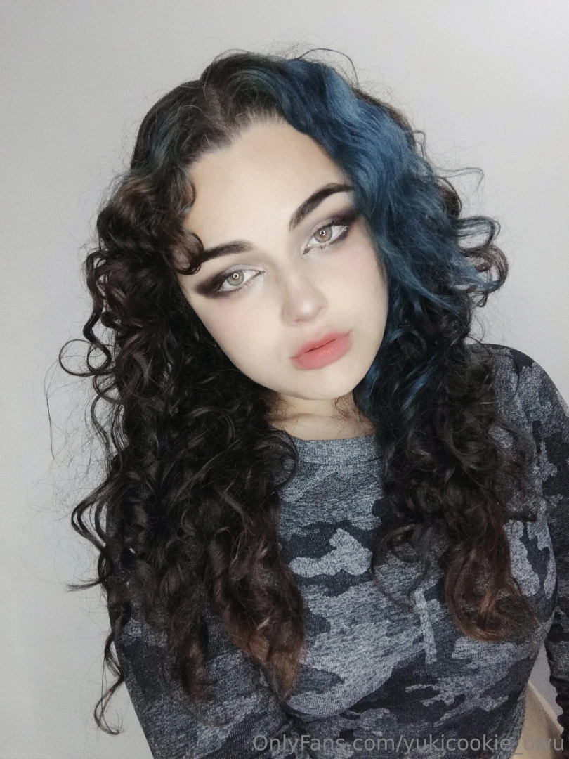 Can i help plunge you into a world of real pleasure and lust sexy nude 