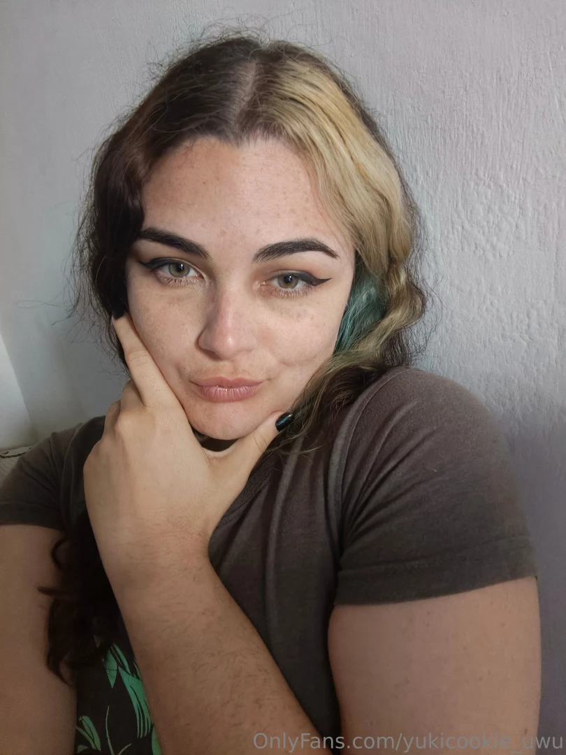 How about i gaze just like thin straight into your eyes babe sexy nude 