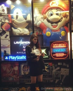 I could never pick yes i can it s mario