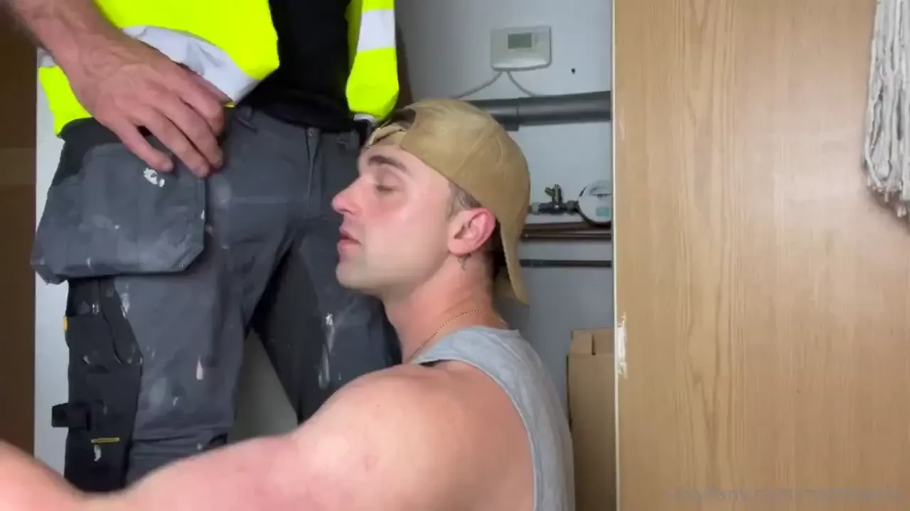 Here is me and romeodelucca face fucking this hottie richharring777 in 