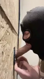 Another str8 who didn t want see who sucking him he did come on his part 3