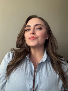 Reflection of state of mind in appearance don t hide who you want to