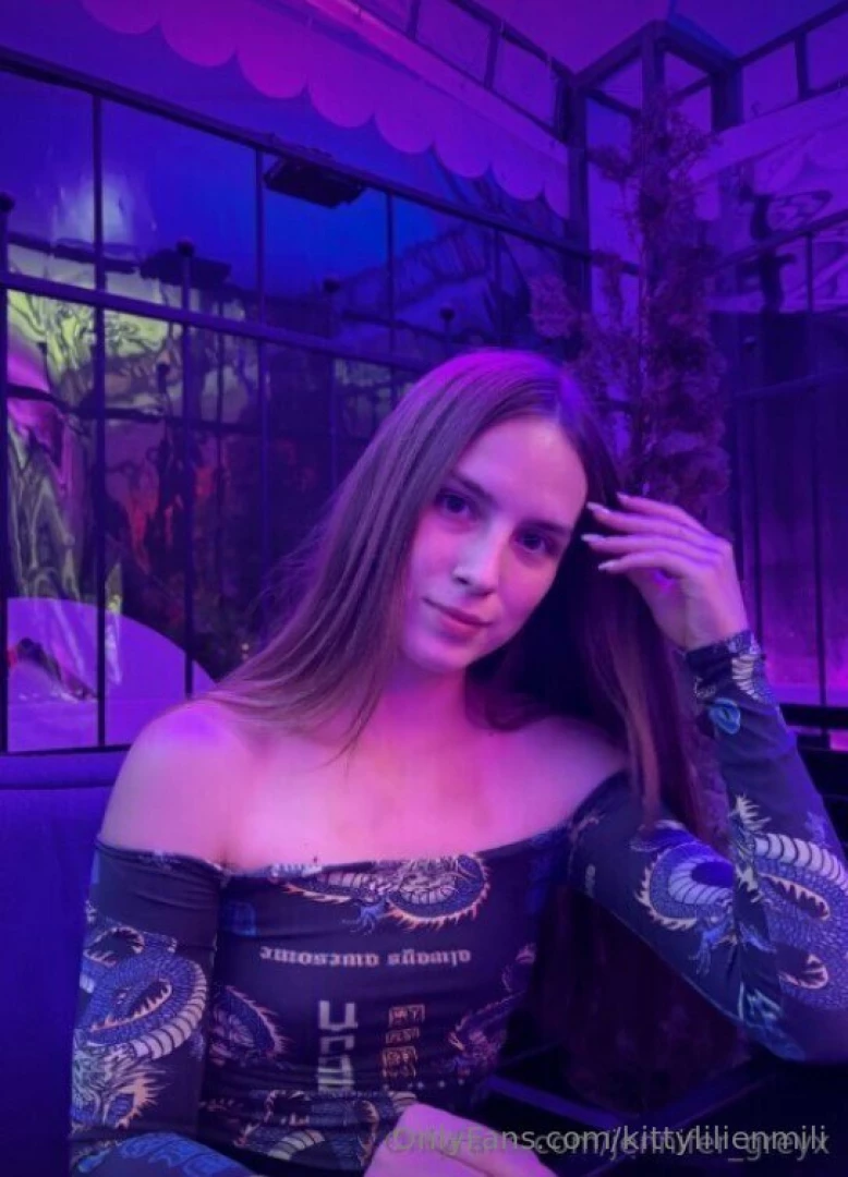 My friend is looking for some fun follow her free page jennifer_greyx part 2 