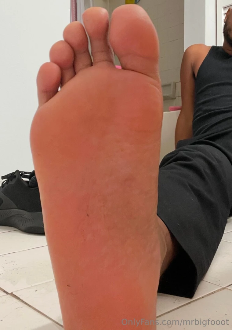 Come serve daddy big foot 