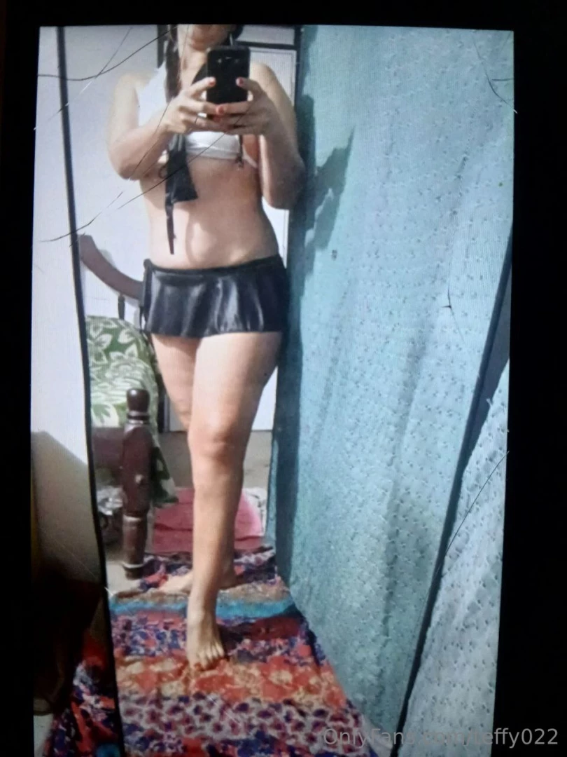 Hi honey this is my friend dyana she wants to play and make you come 