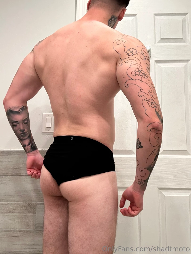 If we hit the goal i ll wear this on my live tonight 