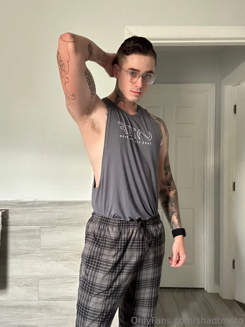 Do you like my netflix amp chill fit 