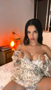 I m not trying to be sexy it just comes out naturally