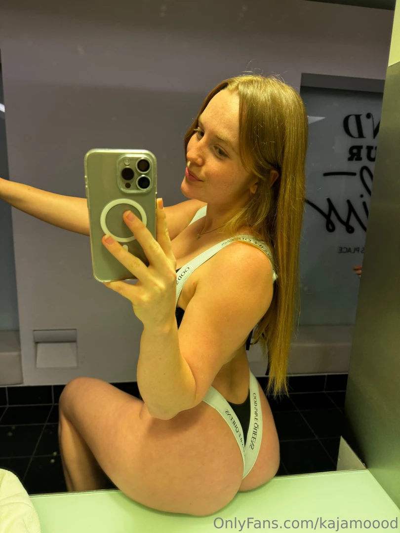 Heute war ich noch eine runde schwimmen nach meinem gym workout part 2 