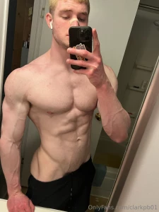 Love the post gym flexes