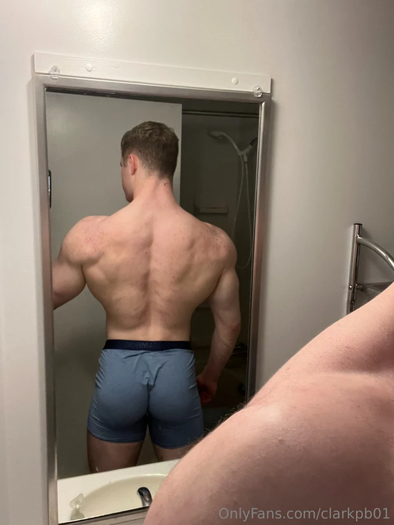 Who loves big backs 