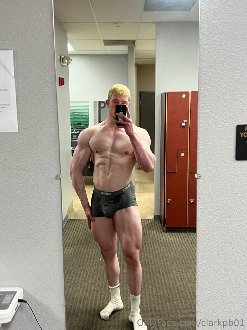 Quick flex after a good workout 