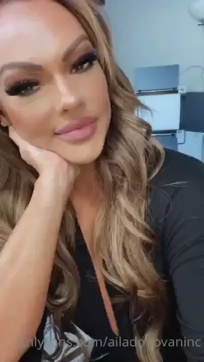 Should be cleaning but i thought i d get cute for y all instead 