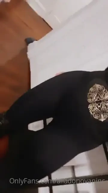 I show up to your house tonight looking like this what s the first 