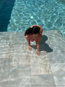 Come and check out my vip page for exclusive 18 content chat to me i