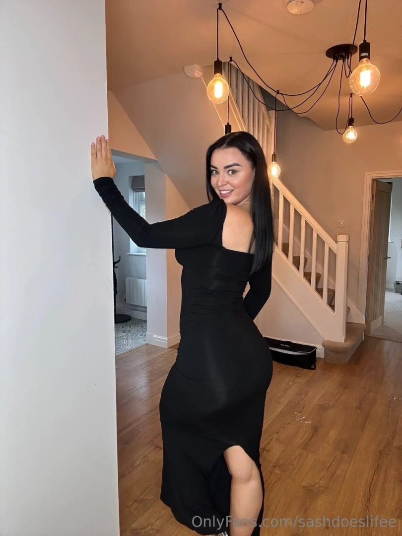 Happy tuesday my exclusive site is on sale i would love to chat to you 