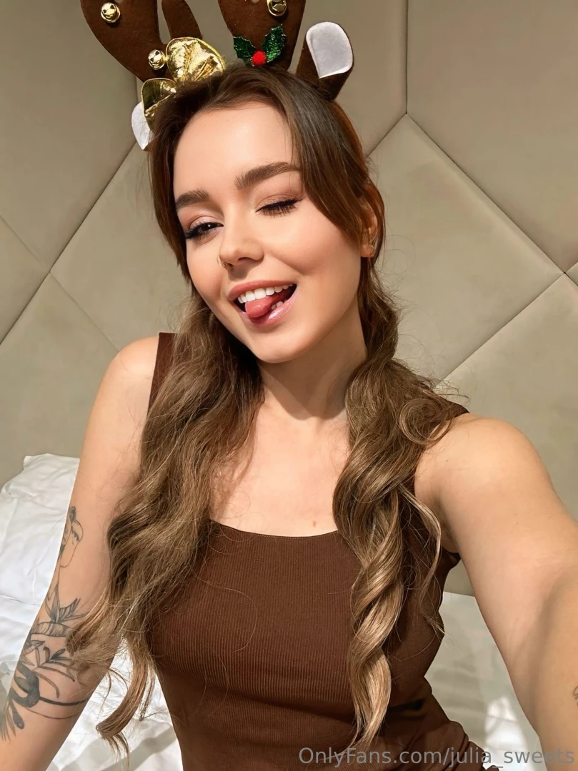 Christmas isn t a season it s a feeling - edna ferber may this day be 