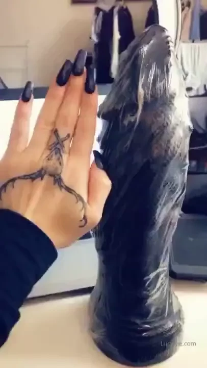 Got nails to match my toy 