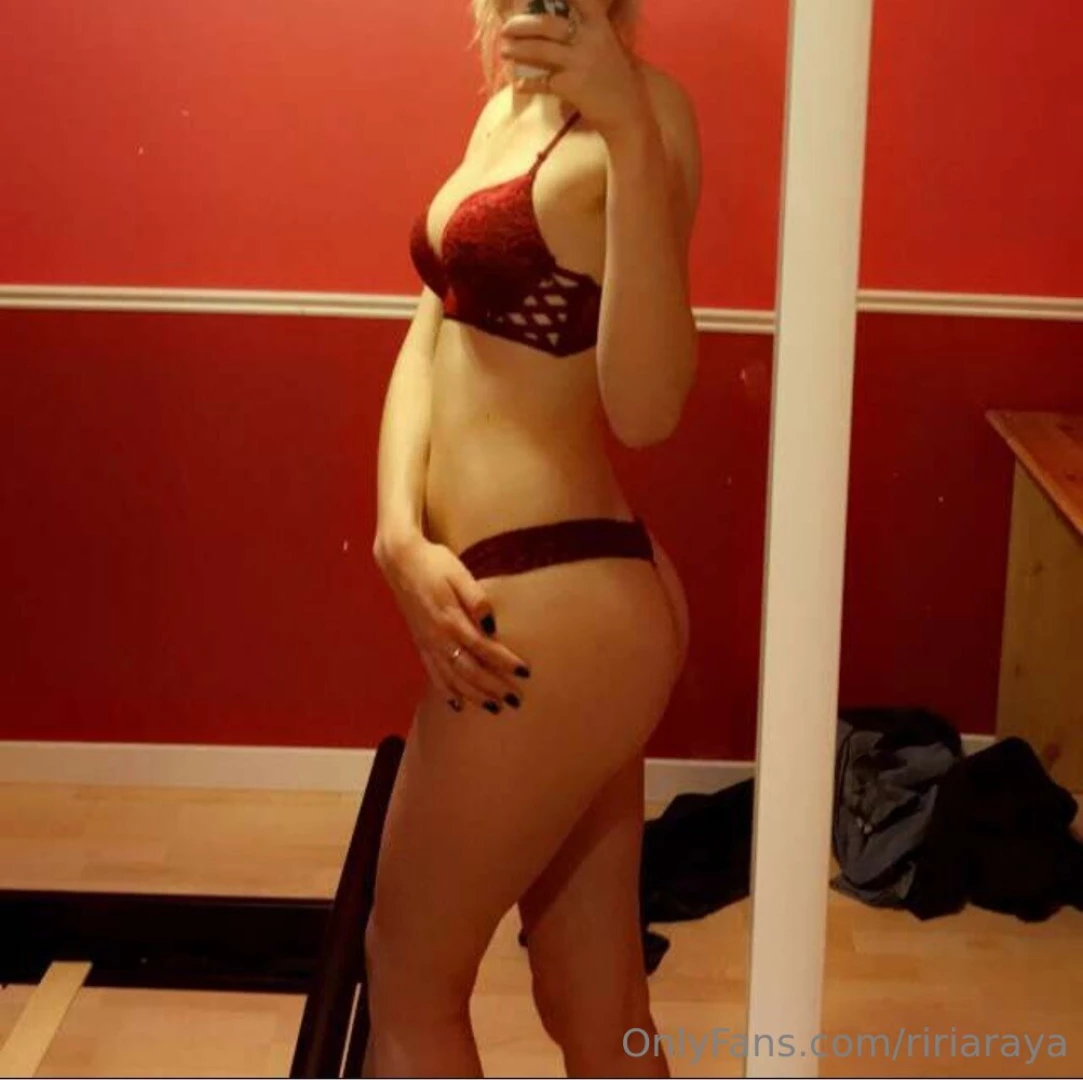 Album 4-5yrs ago no tattoos part 4 