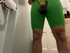 I m thinking of making my first video tomorrow who wants me to pet my part 1