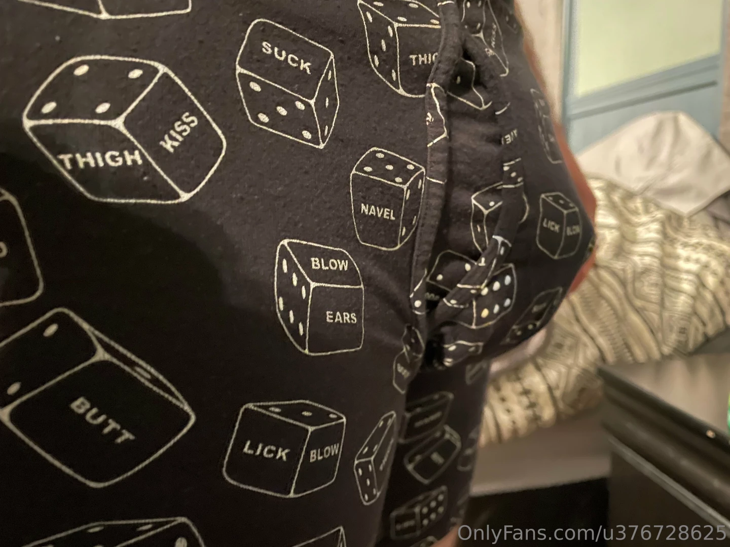 Who wants to roll this dice 