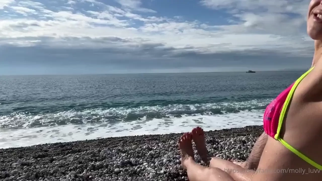 The feeling of sand between my toes that soft warm sensation when you 