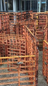 Today i finally managed to get out of the house and of course berlin