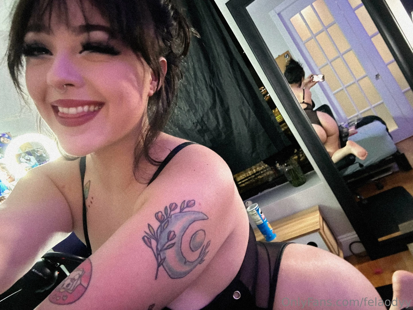 Hi my sweets misa twerking video sending out tomorrow night part 2 