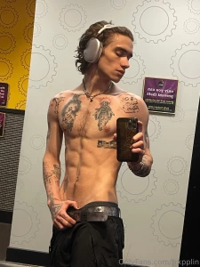 Need a new workout partner who s down or maybe i can work you out