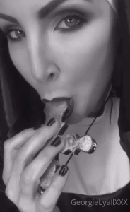 How bad do you wanna see this tip 20 and i ll send you it