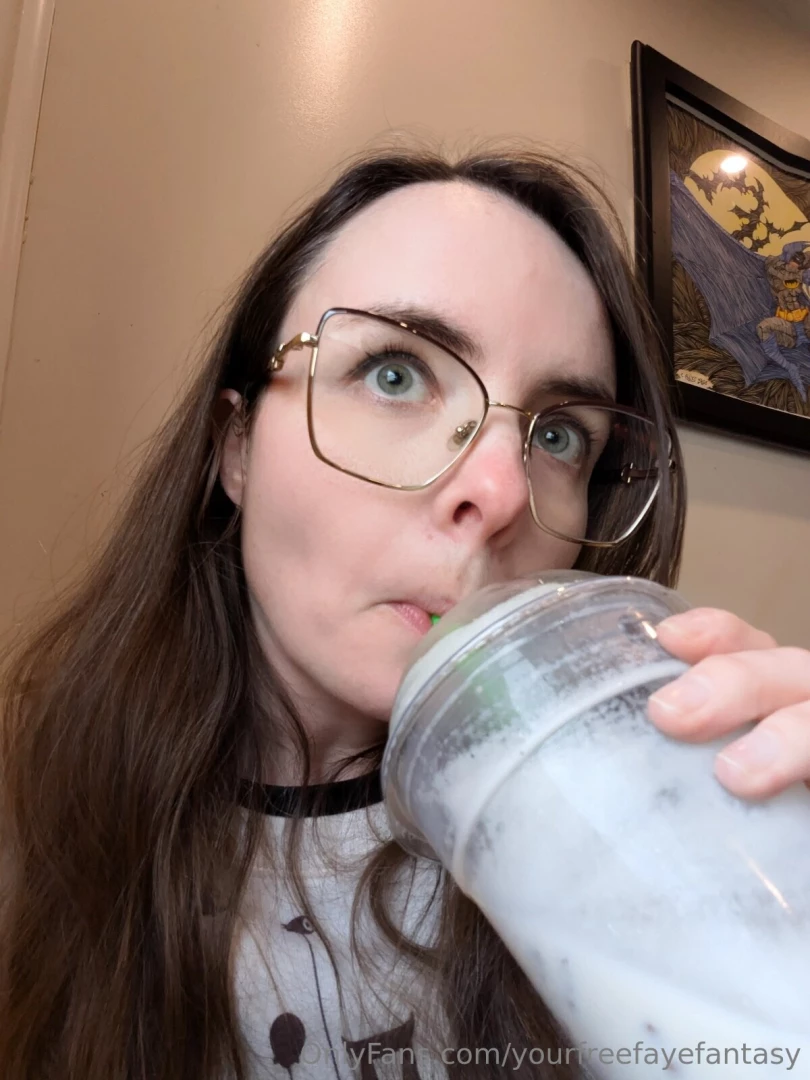 Who wants to share a milkshake with me not guaranteeing a fair share 