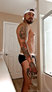 Speedo and no speedo part 1