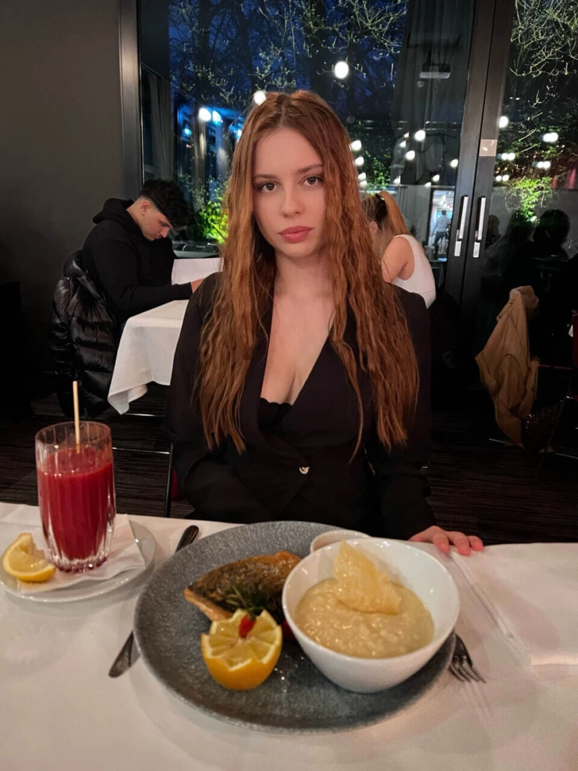 Sugar_lucy is wet right now sugar_lucy innocent cutie loves to play part 4 