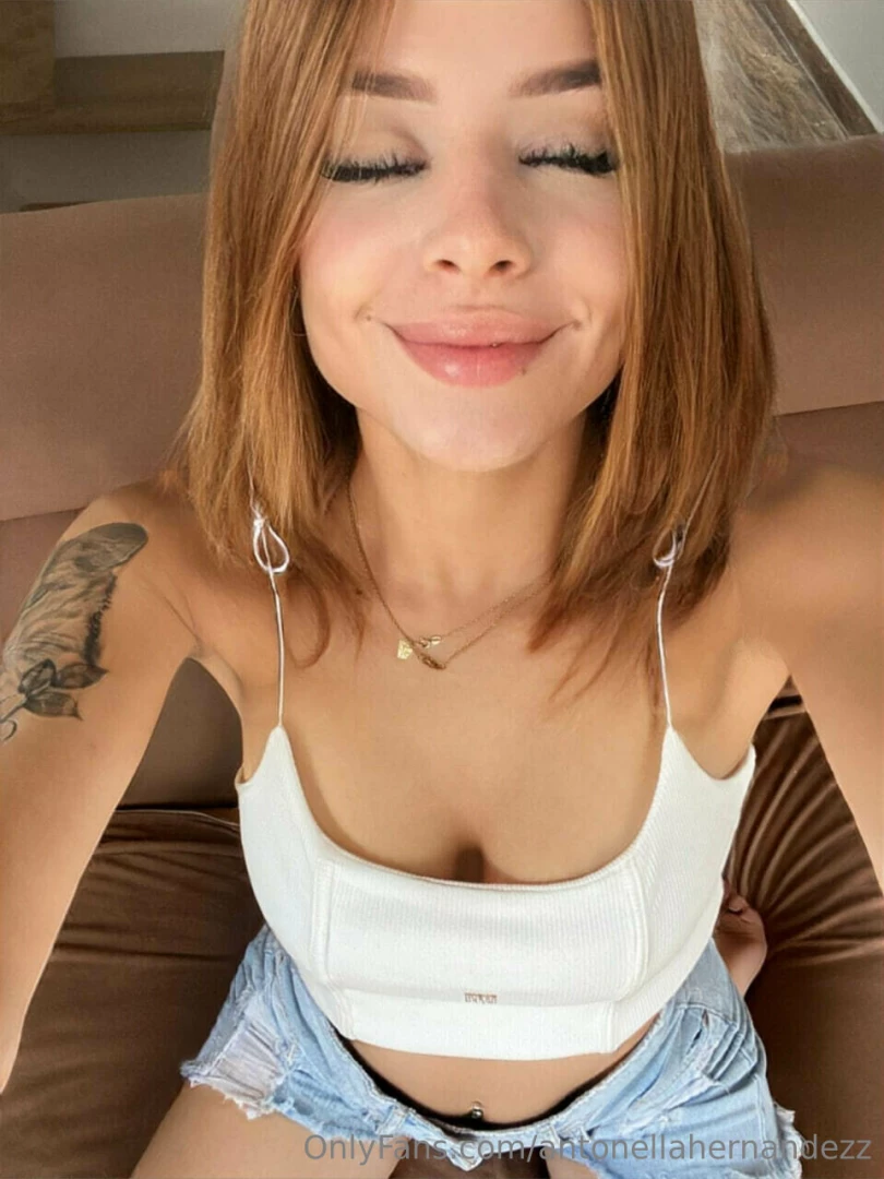 I m having a good day and it s all thanks to my smile 