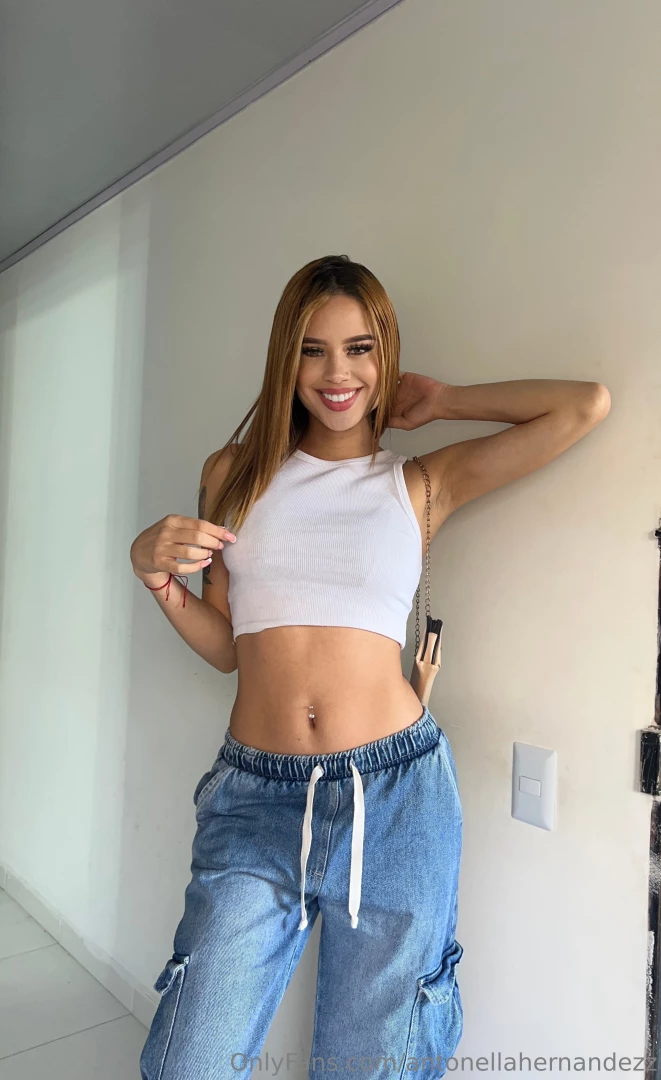 Strong women intimidate boys and excite men strongwoman 