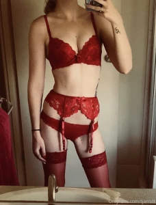 Feeling a bit naughty the more subs and tips i get the naughtier i get