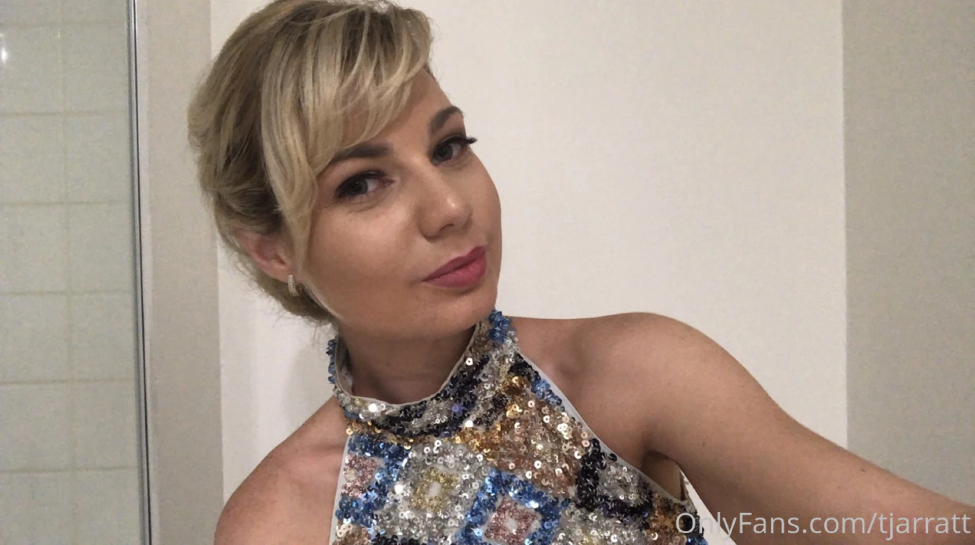 Someone s going to having fun tonight who wants to see the aftermath 