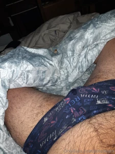 Look how i masturbate it turns me on to see how the milk comes out of