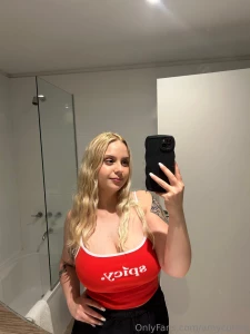 Just sending some love do you have plans for the weekend