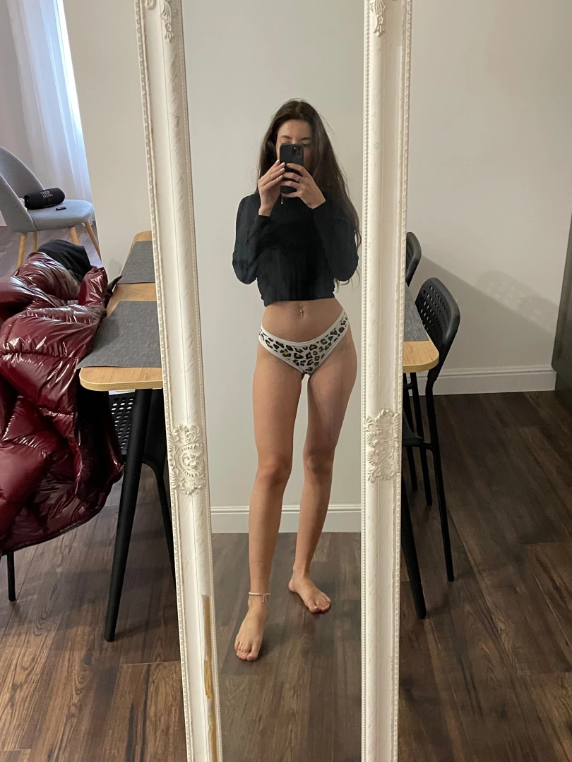 Follow me twerkmodel 