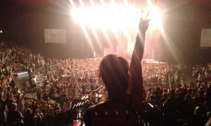 Omg daughtry concert last night was epic part 3