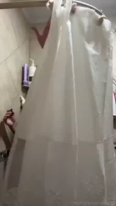 I took a 10 minute shower video washing my big tits and fat ass